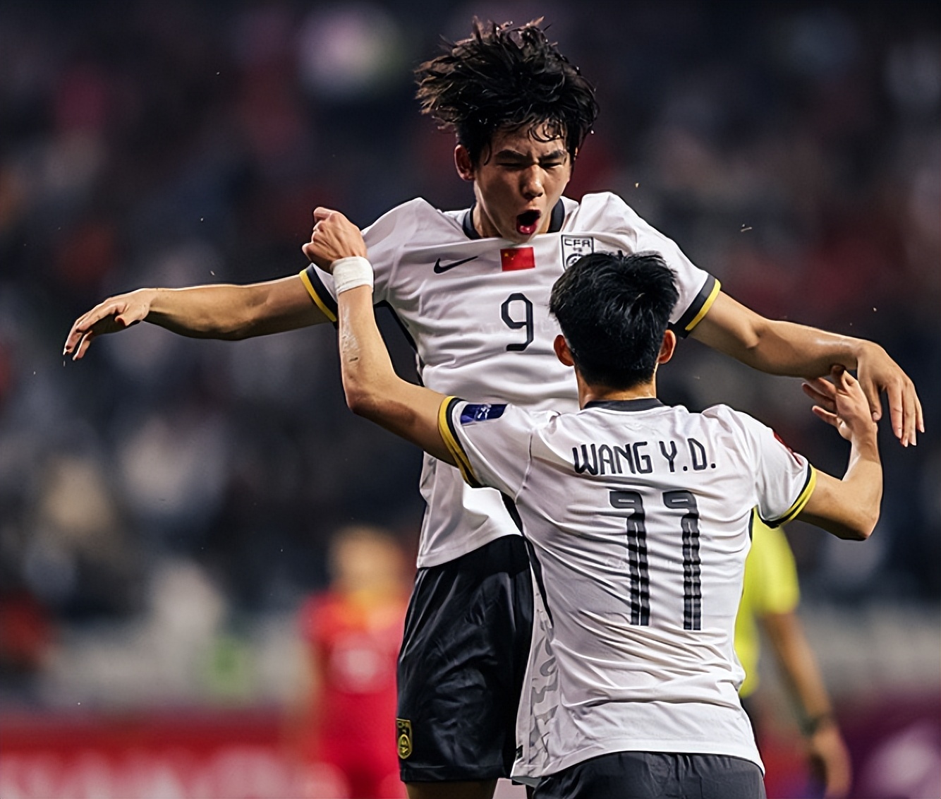 -足球狂热：亚洲豪强冲击世界足坛的简单介绍