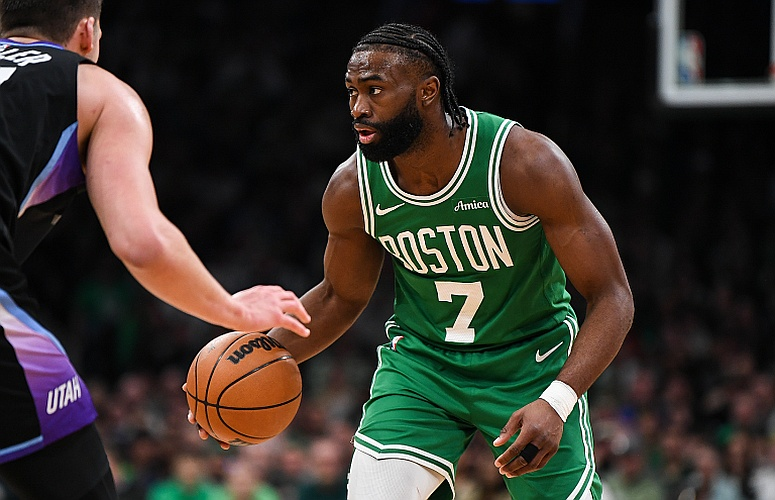 DB彩票官网-快船惨败爵士遭遇两连败