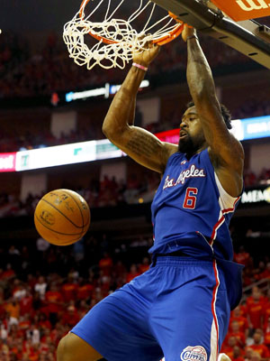 DB彩票官网-绿军双枪卖萌，大胜小牛稳住胜局的简单介绍