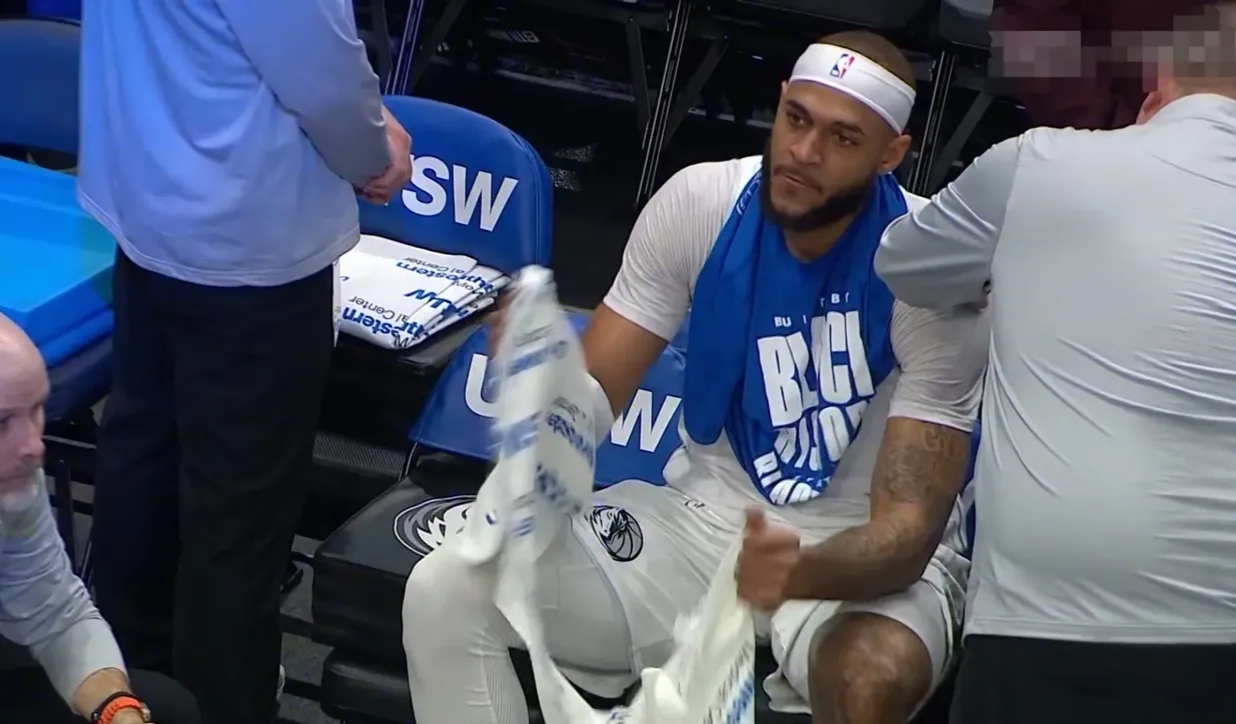 独行侠主场告捷，火箭落败