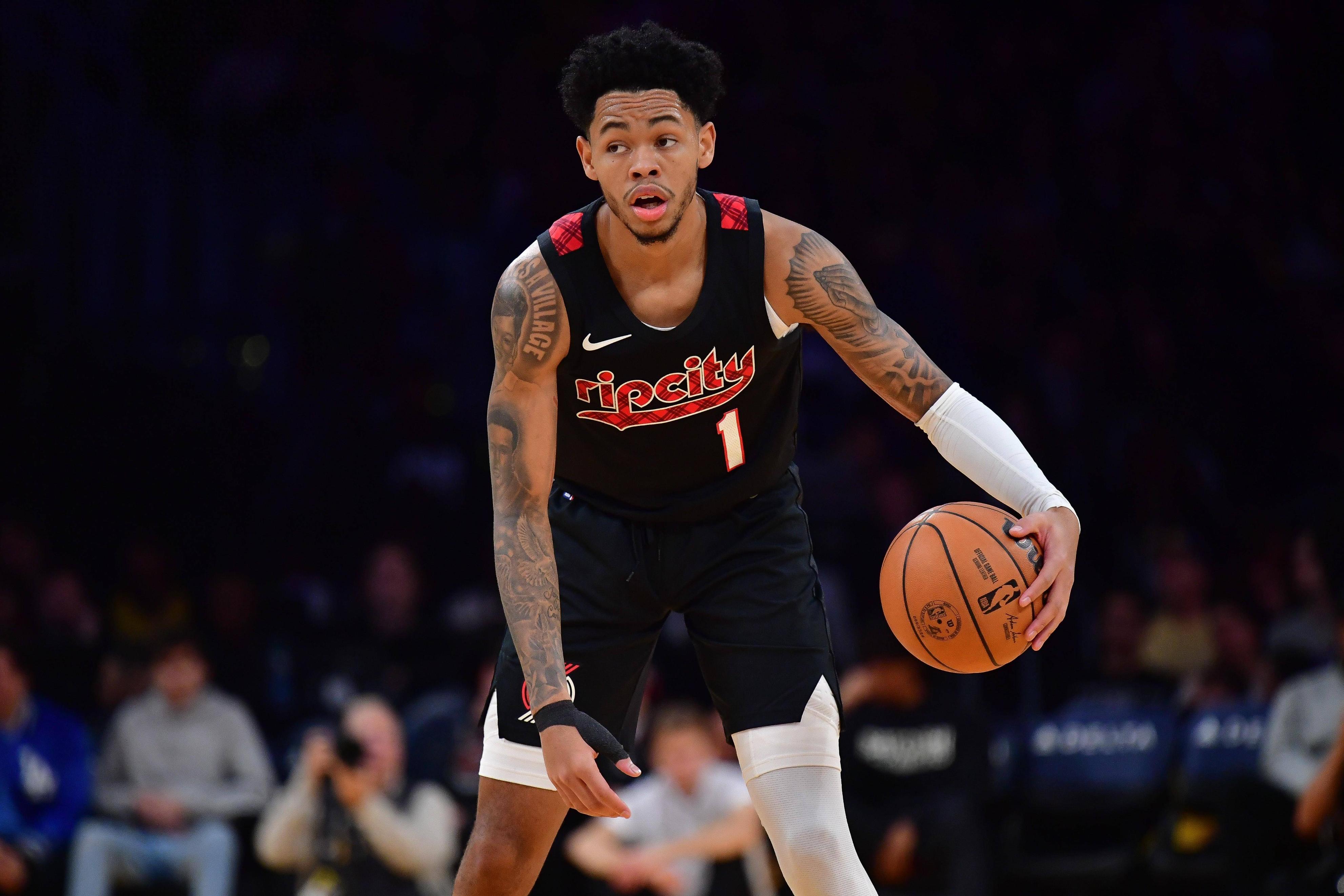 -开拓者连胜止步，不敌黄蜂